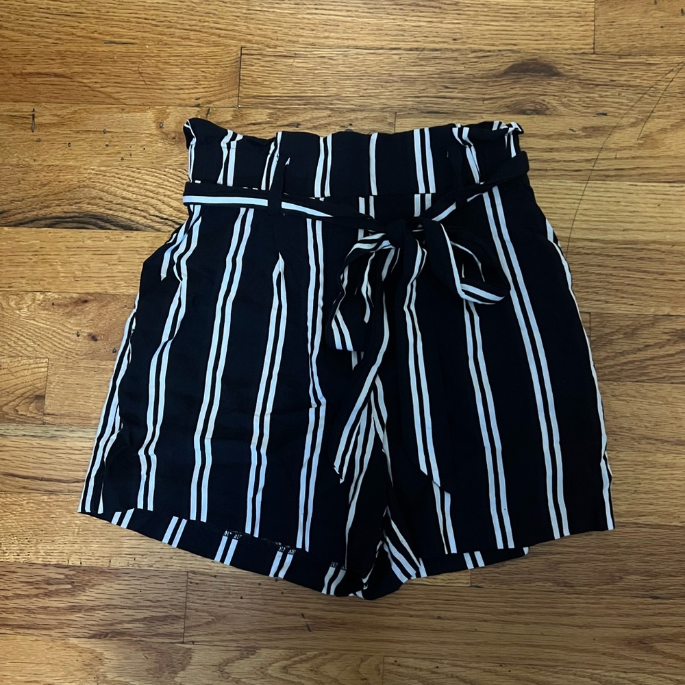 Paperbag shorts